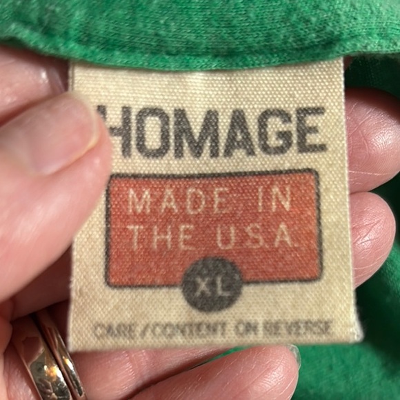 Havlicek Stole the Ball Green Homage T-Shirt - Picture 3 of 4